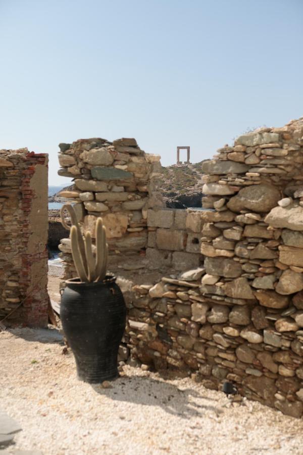 Naxos City Hora Seaside Suites מראה חיצוני תמונה
