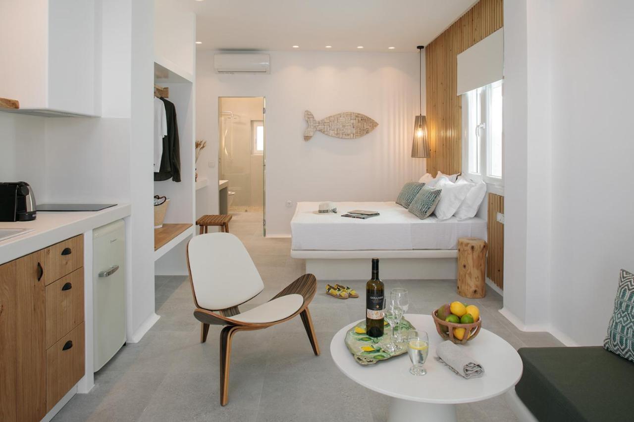 Naxos City Hora Seaside Suites מראה חיצוני תמונה